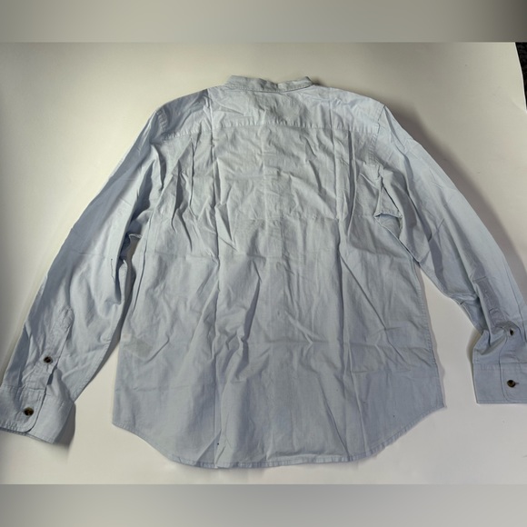 Old Navy Men Classic Fit Everyday Button Down Shirt - Picture 9 of 13